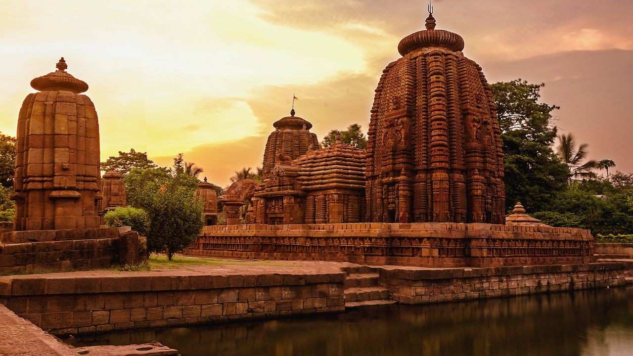 Bhubaneswar and Puri With Konark